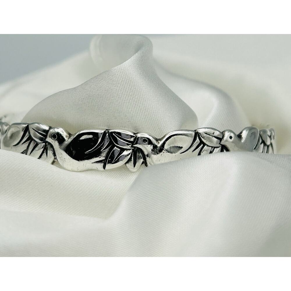 HTF James Avery Retired Sterling Silver Dove/Bird In Flight Eternity Bracelet 7" - Picture 4 of 12
